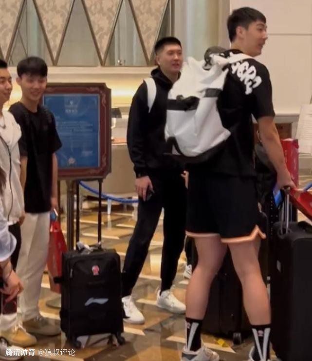 叶辰诧异的说道：这个组织我还真没听说过，我就知道美国黑水、俄罗斯的哥萨克，这个万龙殿。